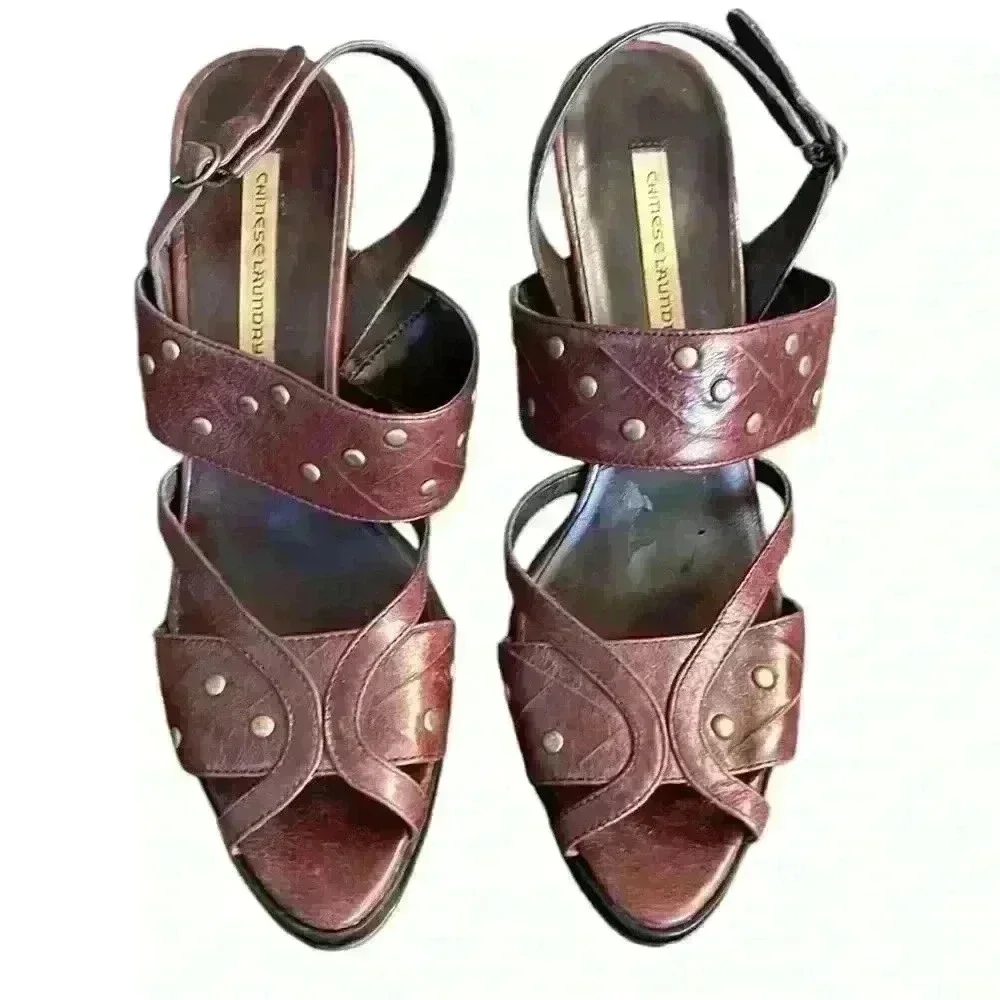 CHINESE LAUNDRY Woman’s Suzanne Brown Leather Studded Heels Size 9